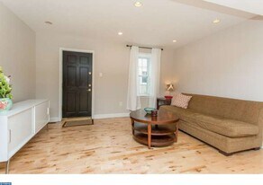 150 CONARROE ST in Philadelphia, PA - Building Photo