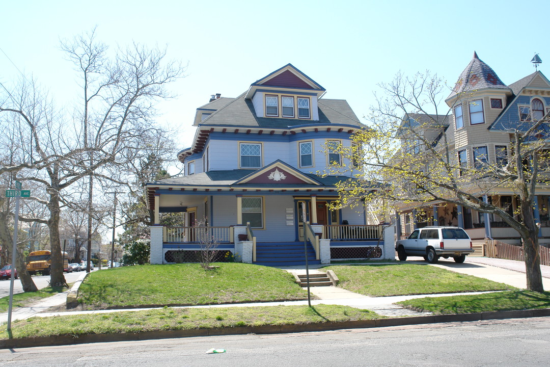 600 3rd Ave in Asbury Park, NJ - Foto de edificio