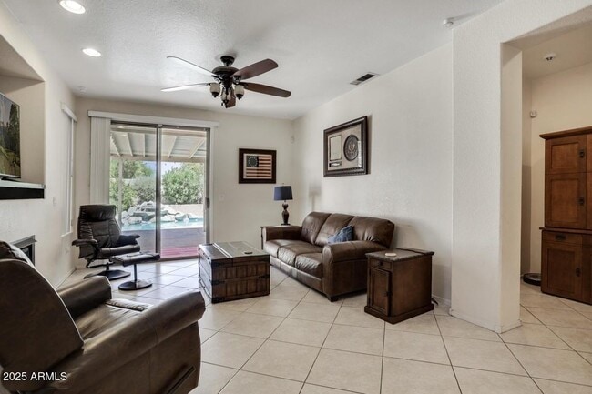 8857 N 66th Ave in Glendale, AZ - Building Photo - Building Photo
