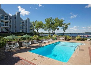 603 Lake St in Excelsior, MN - Building Photo - Building Photo