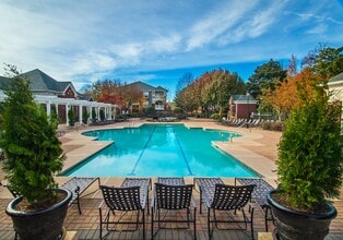 The Quinn Sugarloaf in Duluth, GA - Foto de edificio - Building Photo