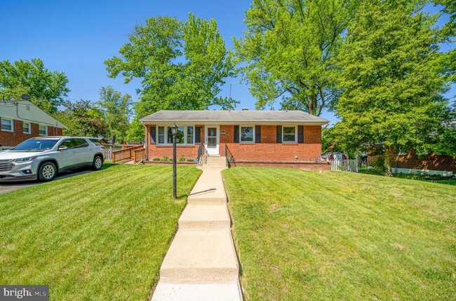property at 8824 Jandell Rd