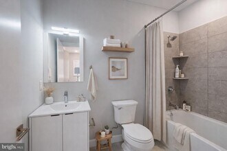 650 N 36th St in Philadelphia, PA - Building Photo - Building Photo