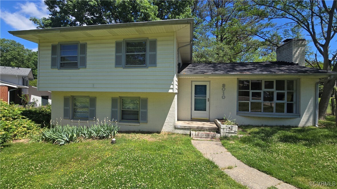 8010 Anoka Rd in Richmond, VA - Building Photo