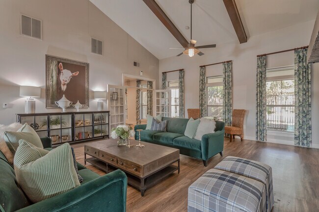 The Park on Forum in Grand Prairie, TX - Building Photo - Interior Photo