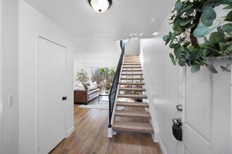 503 S Madison Ave in Monrovia, CA - Building Photo - Building Photo