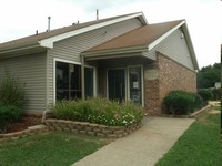 Greentree Apartments in Columbus, MS - Foto de edificio - Building Photo