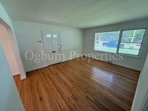 144 Lawndale Dr in Winston-Salem, NC - Building Photo - Building Photo
