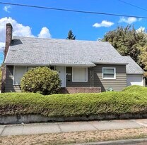 7111 N Monteith Ave in Portland, OR - Building Photo