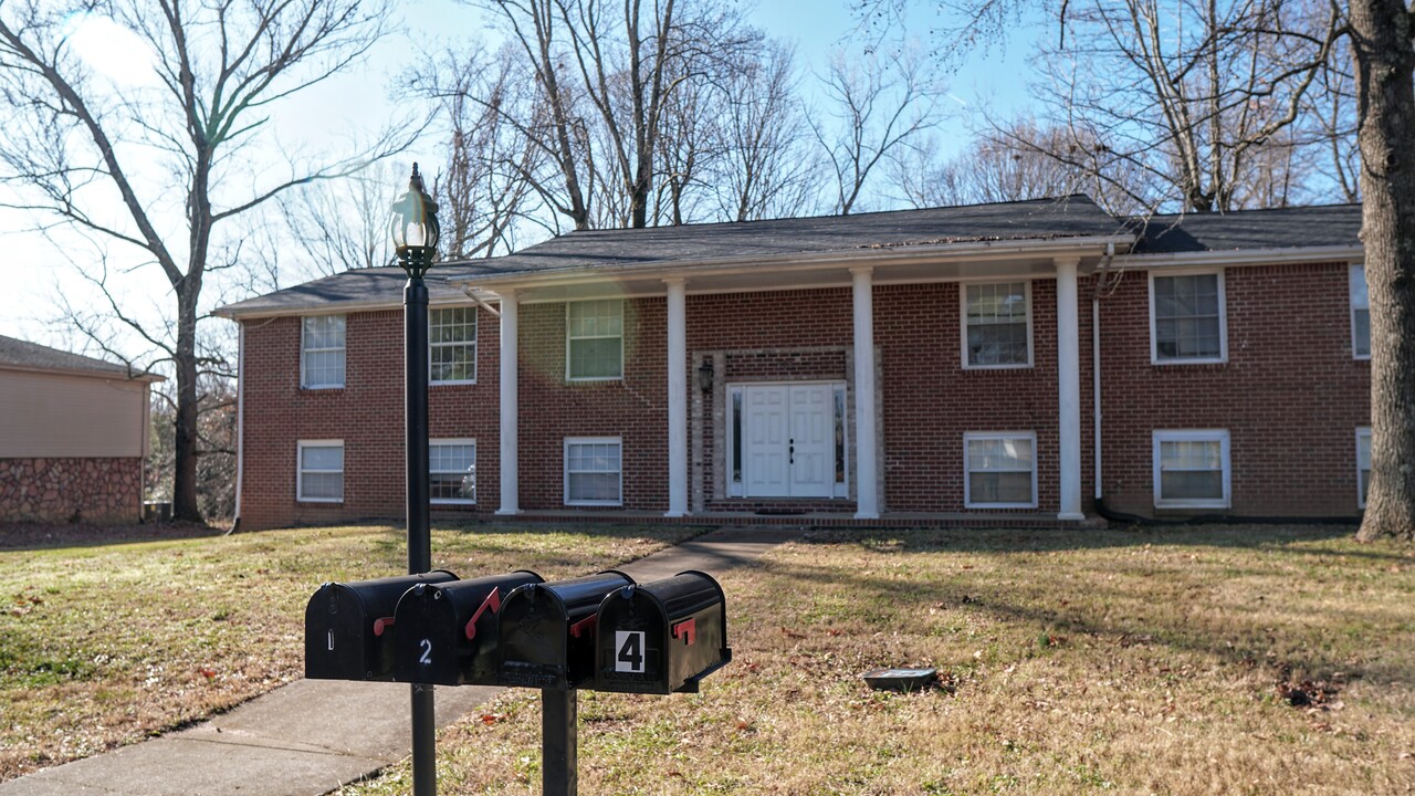 376 Ryder Ave in Clarksville, TN - Building Photo