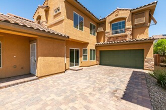 8170 Base Camp Ave in Las Vegas, NV - Building Photo - Building Photo