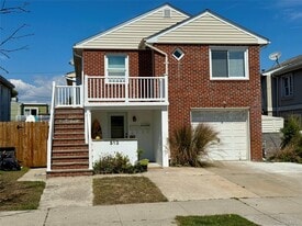 513 E Broadway in Long Beach, NY - Building Photo