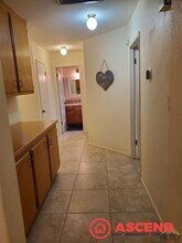 917 Sand Creek Dr in Bakersfield, CA - Building Photo - Building Photo