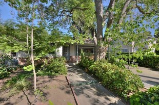655 Mariposa Avenue Apartments in Mountain View, CA - Building Photo
