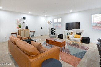 341 S Mountain Rd in Apache Junction, AZ - Building Photo - Building Photo