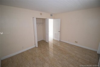 4061 N Dixie Hwy-Unit -27 in Oakland Park, FL - Building Photo - Building Photo