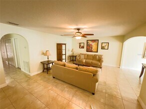 2747 Dodds Ln in Kissimmee, FL - Building Photo - Building Photo