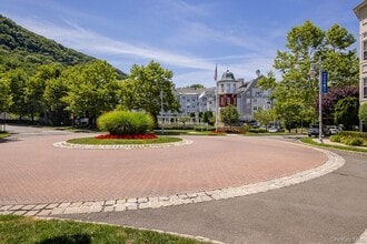 1321 Round Pointe Dr in Haverstraw, NY - Building Photo - Building Photo