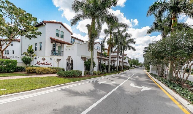 2662 SW 118 Rd in Miramar, FL - Building Photo - Building Photo
