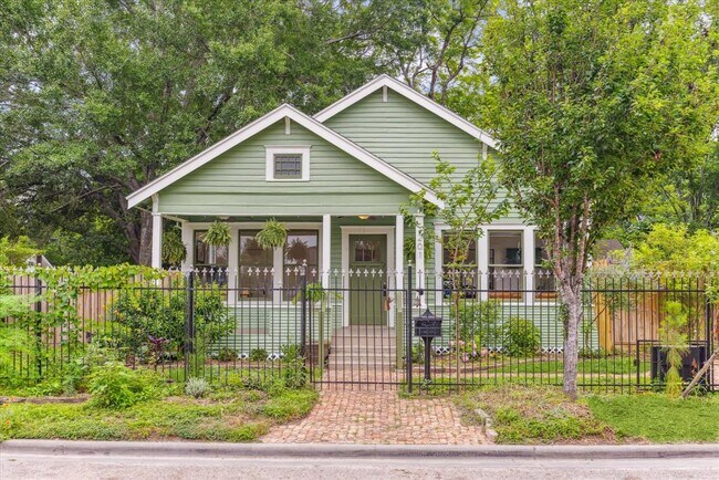 property at 201 Walton St