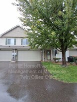 393 Ojibway Path in Lino Lakes, MN - Building Photo
