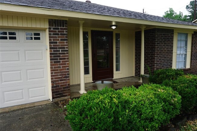 5022 Fox Hollow Blvd in Spring, TX - Foto de edificio - Building Photo