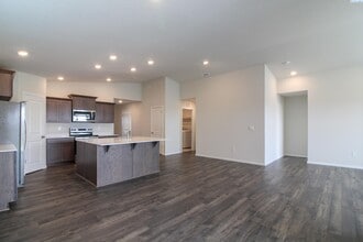 11216 Norfolk Dr in Pasco, WA - Building Photo - Building Photo