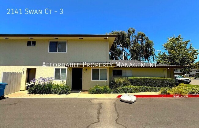 2141 Swan Ct in Union City, CA - Building Photo - Building Photo