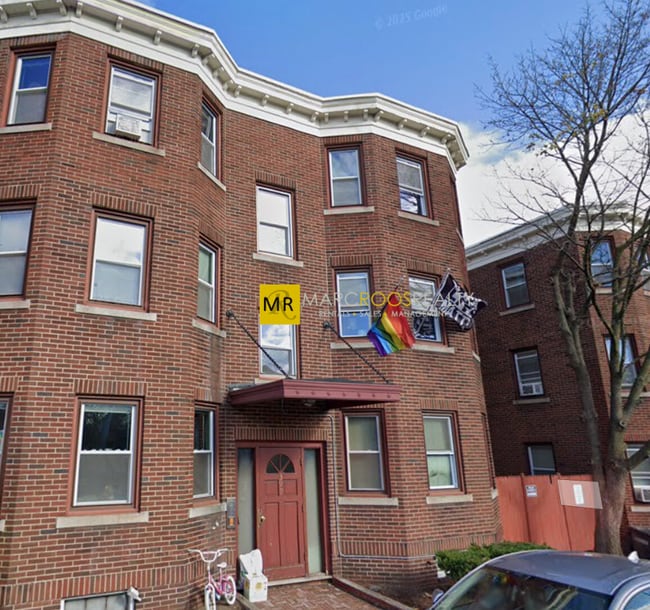 property at 390 Broadway