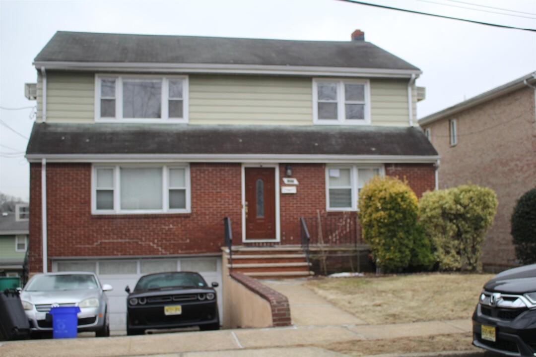 436 Plateau Ave in Fort Lee, NJ - Building Photo