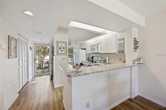 433 Cerromar Ln in Venice, FL - Building Photo - Building Photo