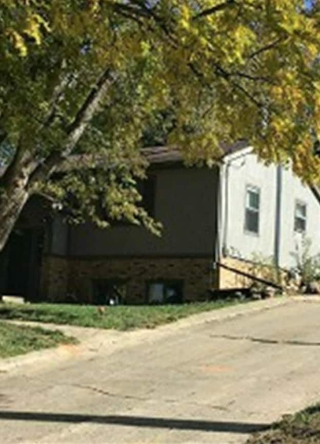 property at 118 N 3rd St