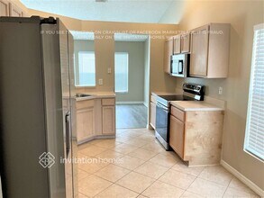 319 Lookout Dr in Apollo Beach, FL - Foto de edificio - Building Photo