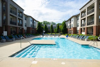 Fountains Matthews in Matthews, NC - Foto de edificio - Building Photo