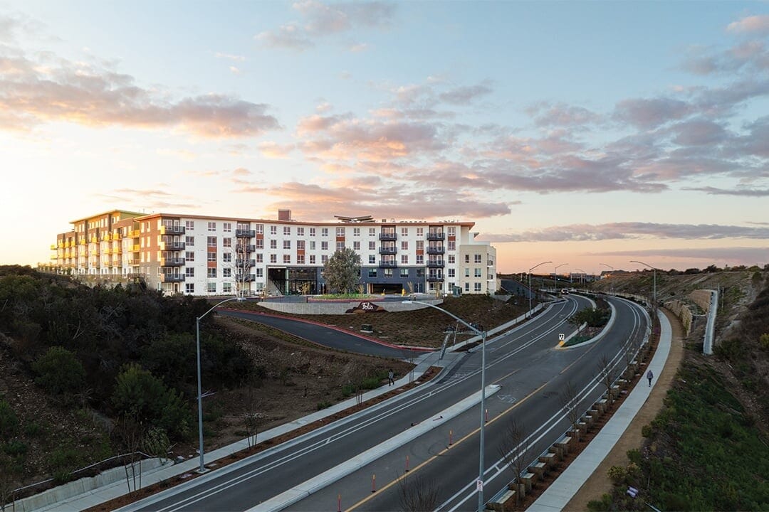 Folia in San Diego, CA - Foto de edificio