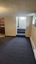 31 Seattle St, Unit Basement In Law Unit in Boston, MA - Foto de edificio - Building Photo