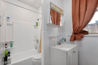 5 Wood St, Unit 11 in Cambridge, MA - Building Photo - Building Photo