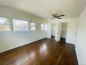 104-59 214th St in Queens, NY - Building Photo - Building Photo