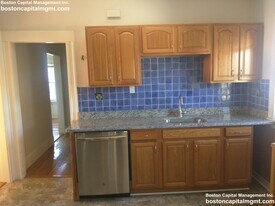 55 Moreland St, Unit 1 in Somerville, MA - Building Photo