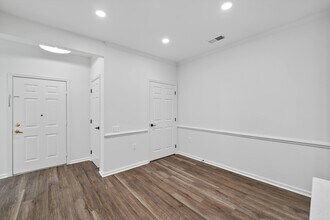Brittany Commons Apartments in Spotsylvania, VA - Foto de edificio - Building Photo