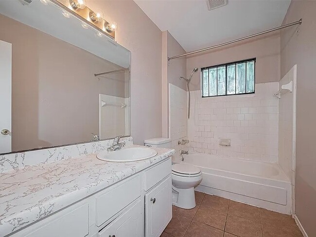 property at 3619 Kilkenny Dr