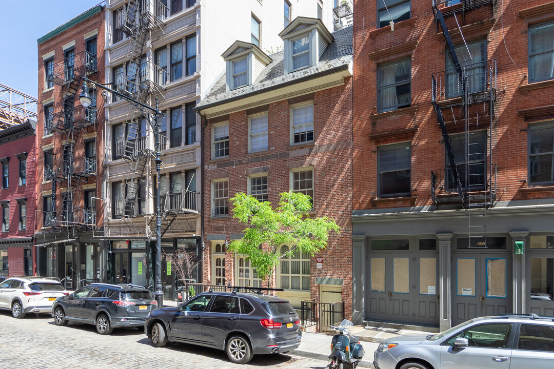 The Captain Rose House in New York, NY - Building Photo