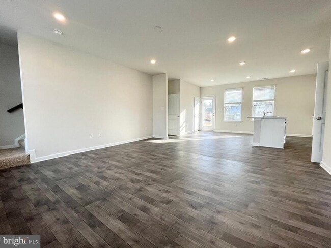 property at 28 Citrus Dr