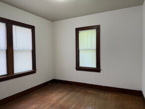 2010 N 9th St in Springfield, IL - Building Photo - Building Photo