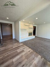 238 Woodlane Dr in Springfield, OR - Building Photo - Building Photo