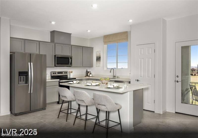 8025 Krautrock Ave in Las Vegas, NV - Building Photo