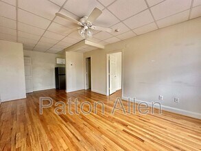 43 Ravenscroft Dr in Asheville, NC - Building Photo - Building Photo