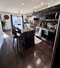 24 Mission Rd SW in Calgary, AB - Building Photo - Building Photo