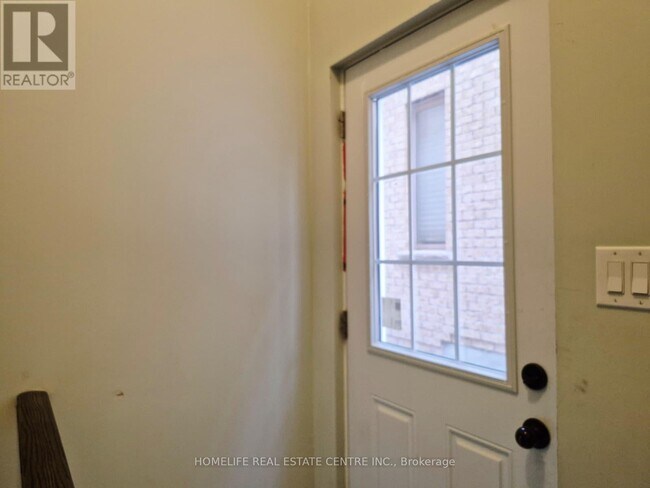 property at 12 Junetown Cir