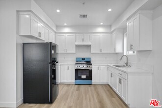 618 E 28th St in Los Angeles, CA - Building Photo - Building Photo